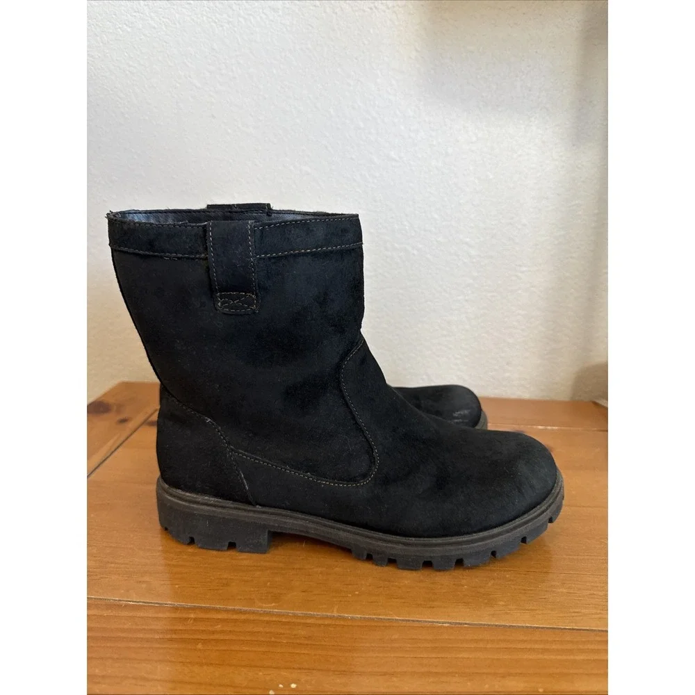 b.o.c Women's Black Suede Fleece Lined Booties‎ Size-9.5